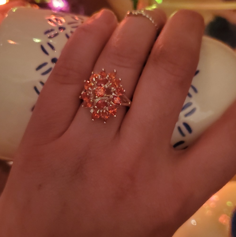 Brand new silver ruby ring. - Picture 5 of 8
